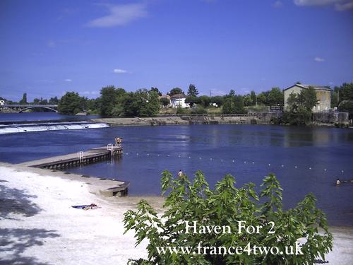 Clairac swimming